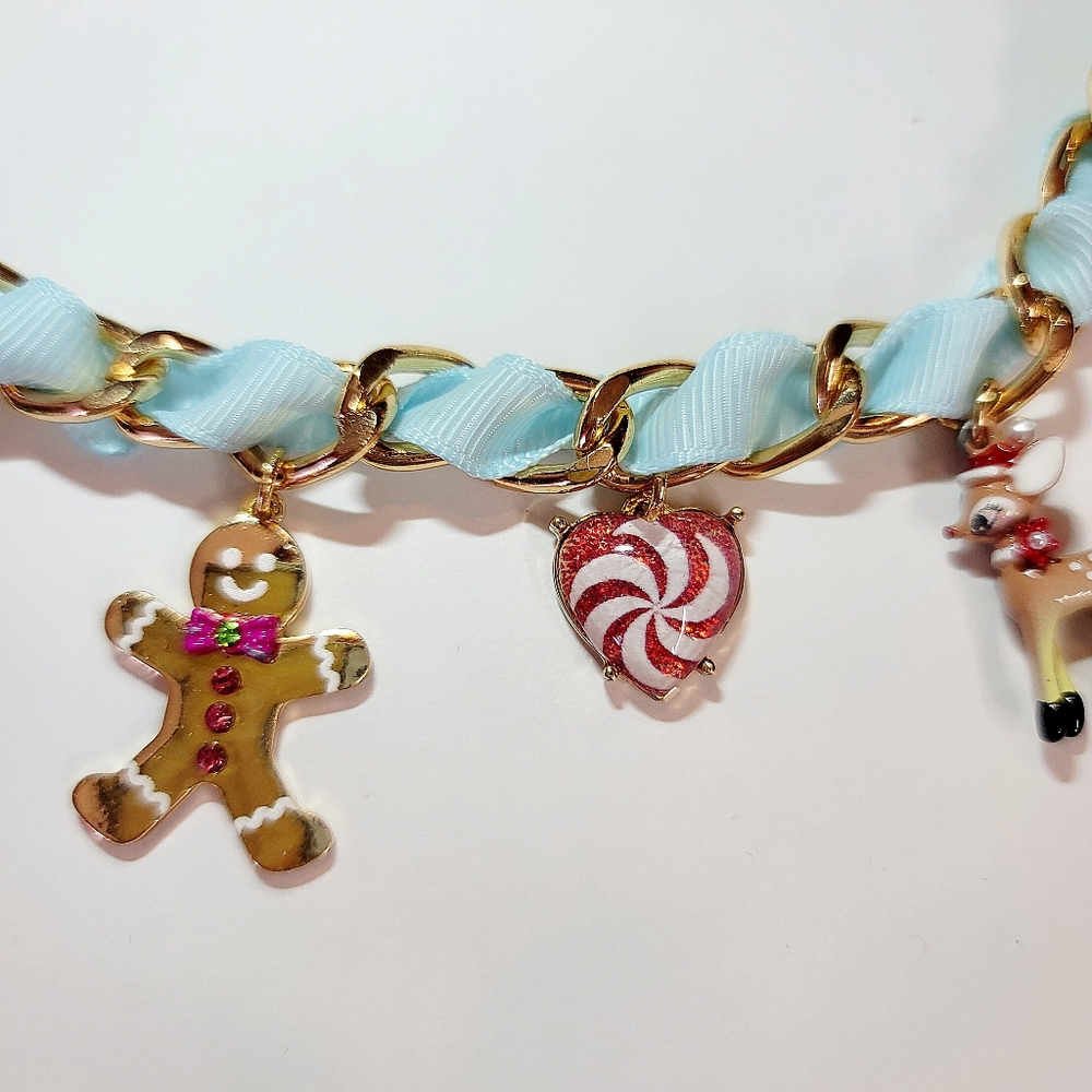 Betsey Johnson Christmas Charm Necklace AND Snowman Earrings - Picture 4 of 14